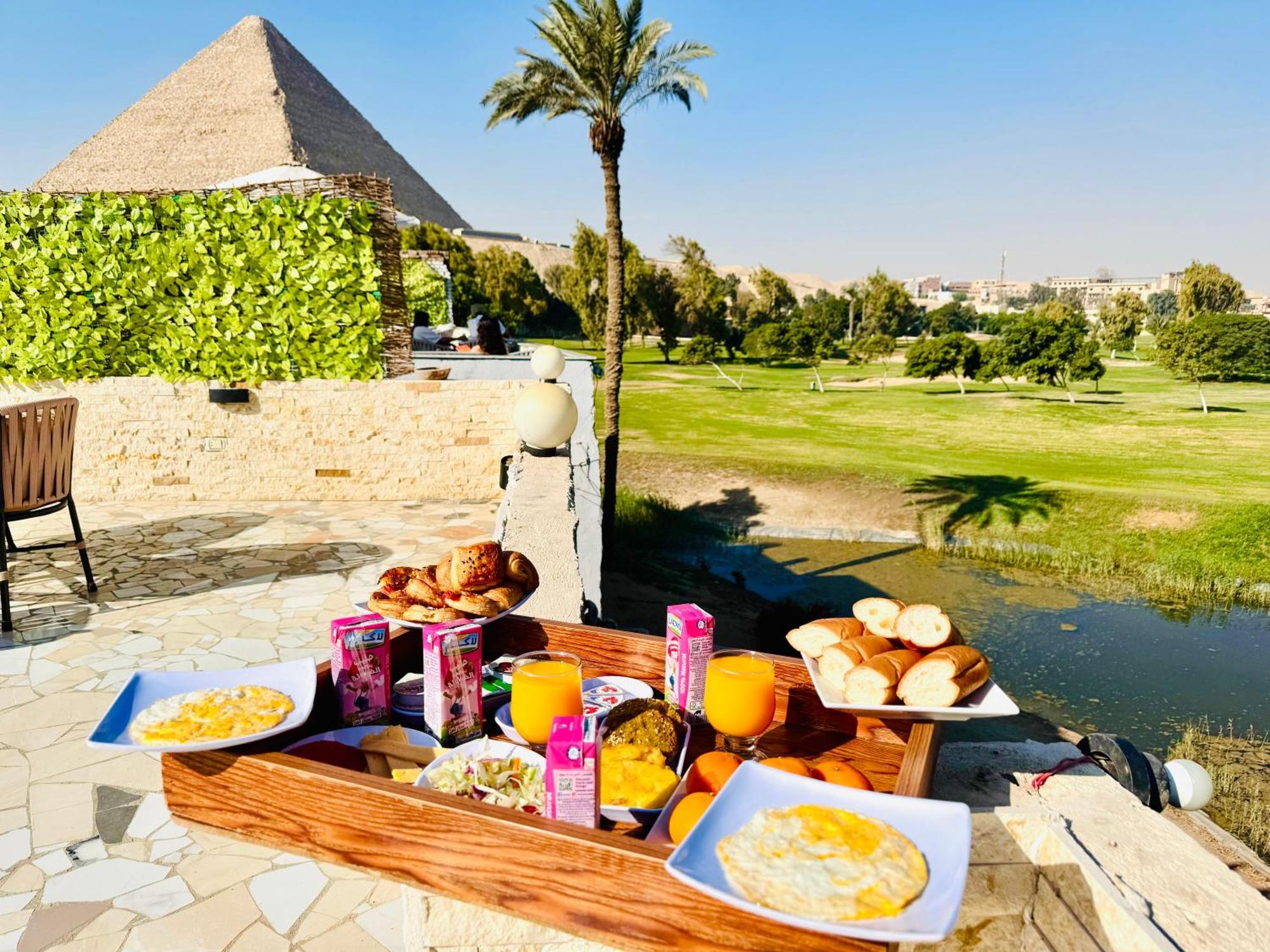 Golf Pyramids View Hotel Kafret el-Gabal Kültér fotó